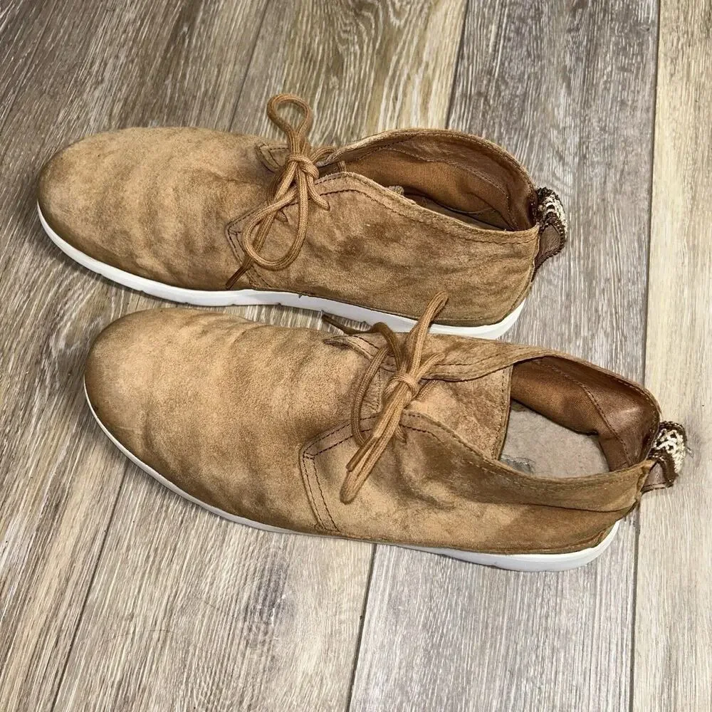 UGG Freamon Men's 11 Brown Beige Suede Chukka Ankle Boots Shoes Lace Up 1007645